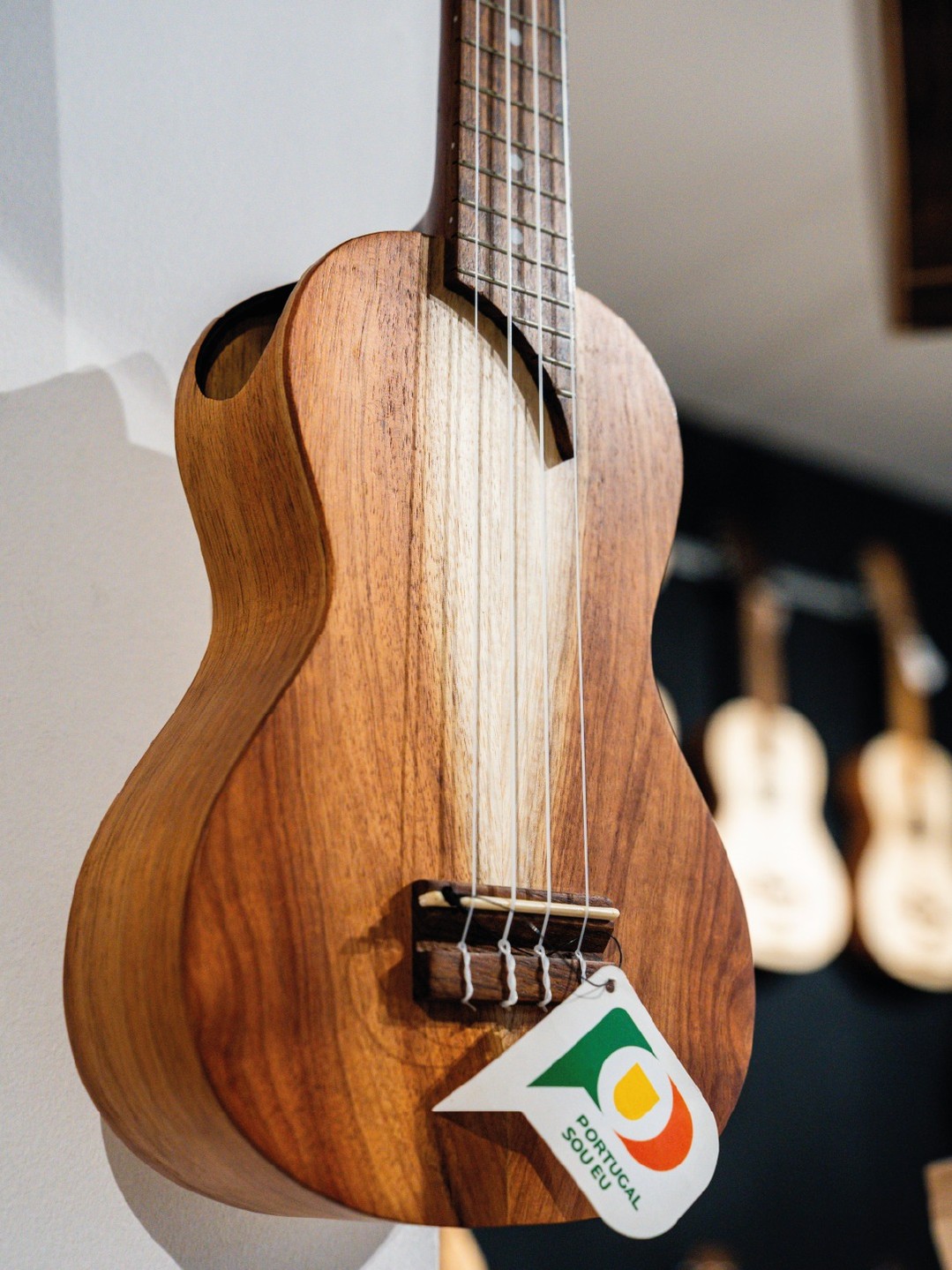 A Abertura lateral é um detalhe que muda tudo.
📍 Vem experimentar na loja, a dois passos da Sé.
Vê mais em somdase.pt